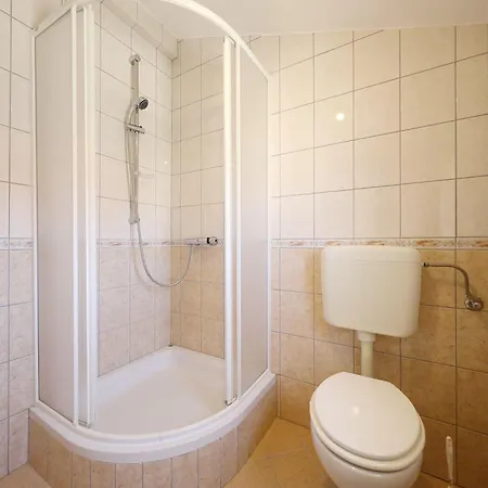 Apartment-josip 公寓 *
