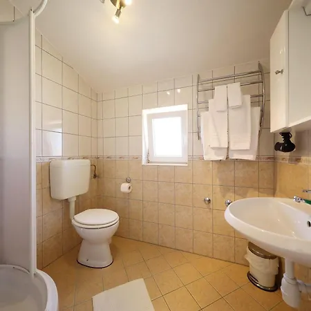 公寓 Apartment-josip *