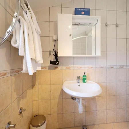 Apartment-josip 公寓